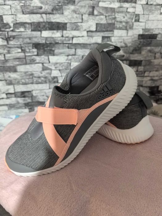 Маратонки Adidas