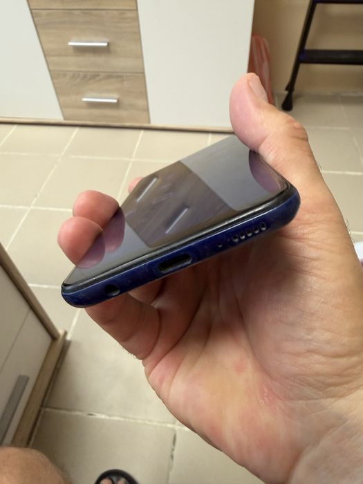 Samsung Galaxy A20e 3/32gb