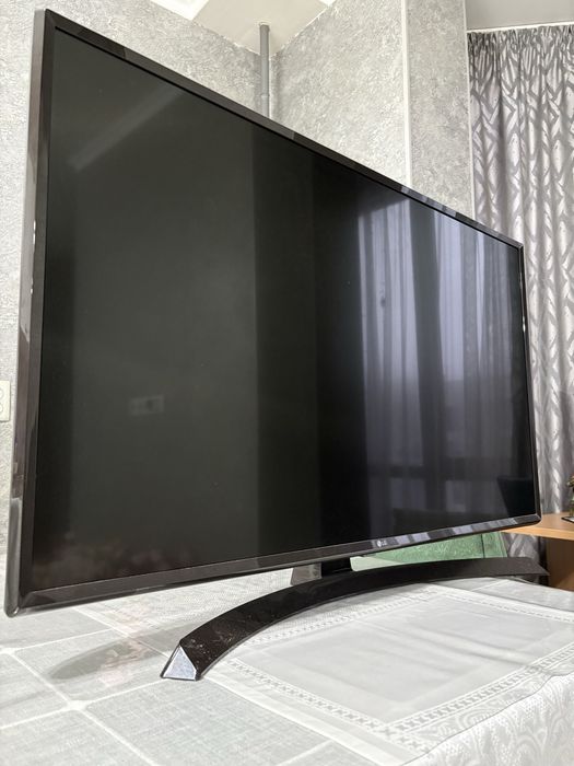 Продам телевизор LG