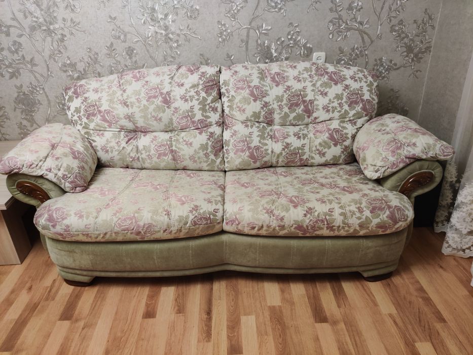 Продам мягкий уголок