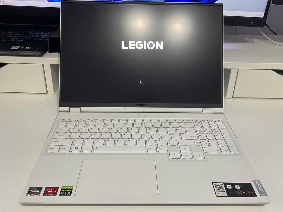 Laptop Lenovo Legion 5 Pro 16ACH6H