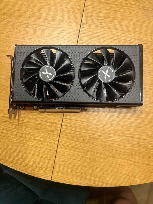 Placa video XFX AMD Radeon RX 6600 aproape NOUA, 8GB DDR6 128bit