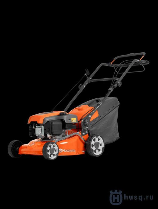 Бензиновая самоходная газонокосилка Husqvarna LC 140P  gazonokosilka
