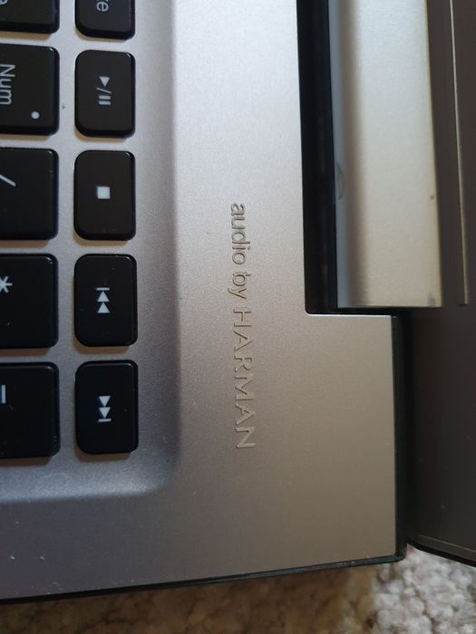 Laptop Lenovo i5 6200U cu accesorii