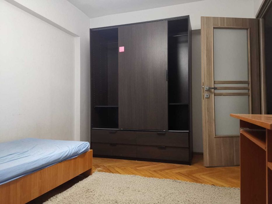 Apartament 3 camere Str Bucuresti Magsan