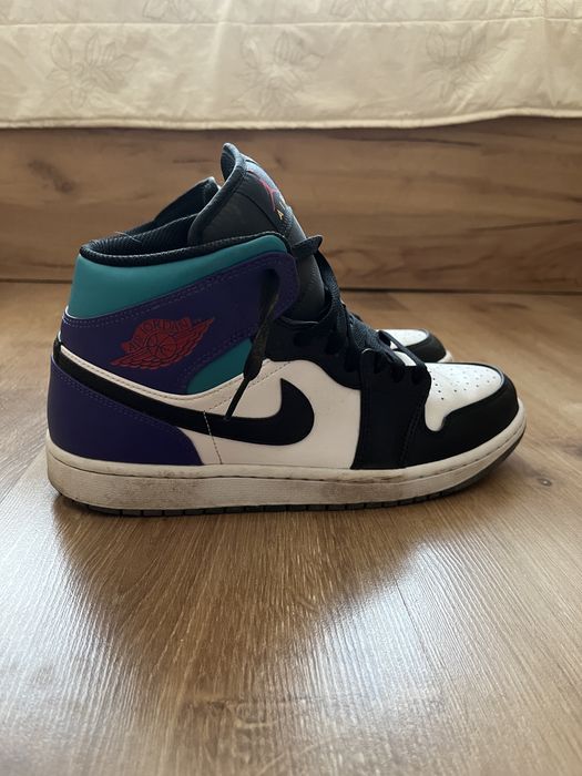 Nike jordan обувки