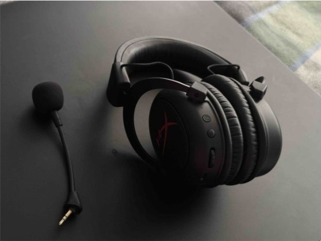 HyperX Cloud Core Wireless Коробка все комплек)