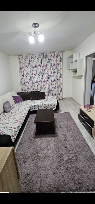 Proprietar inchiriez apartament 2 camere cu centrala termica, cheltuieli mici intretinere — fotografia 1