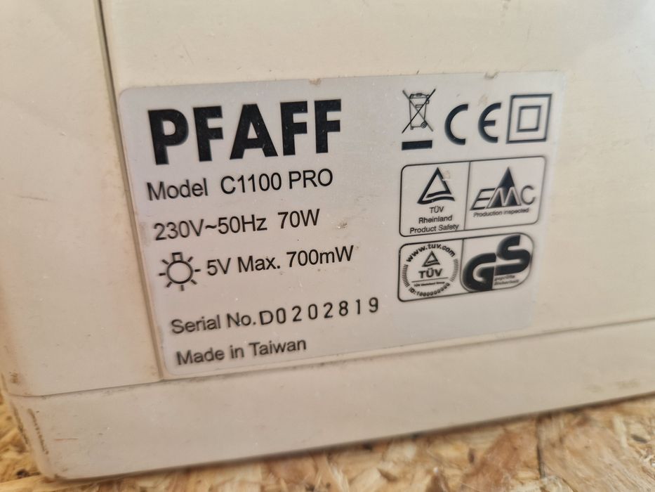 Masina de cusut/ brodat Pfaff