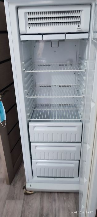 Морозильник Indesit