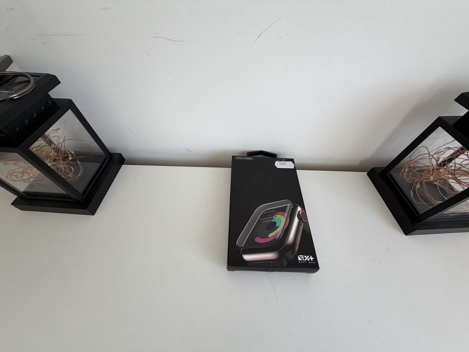 Протектор за Apple Watch 40mm.