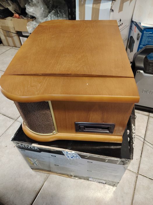 Музикалната система Denver MRD-51 в ретро дизайн