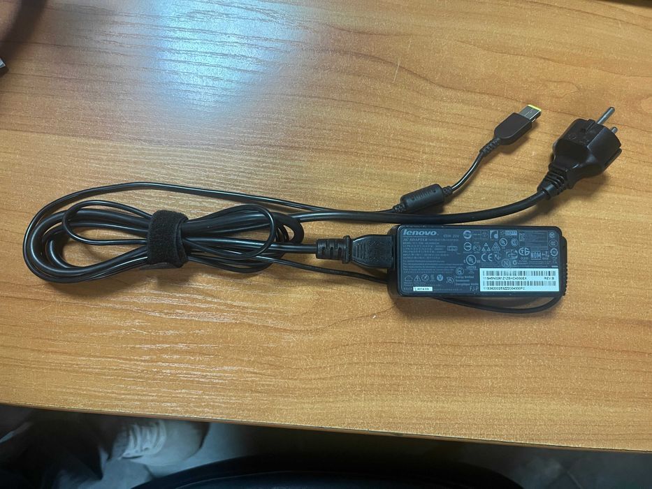 Оригинално Зарядно за Lenovo 65W