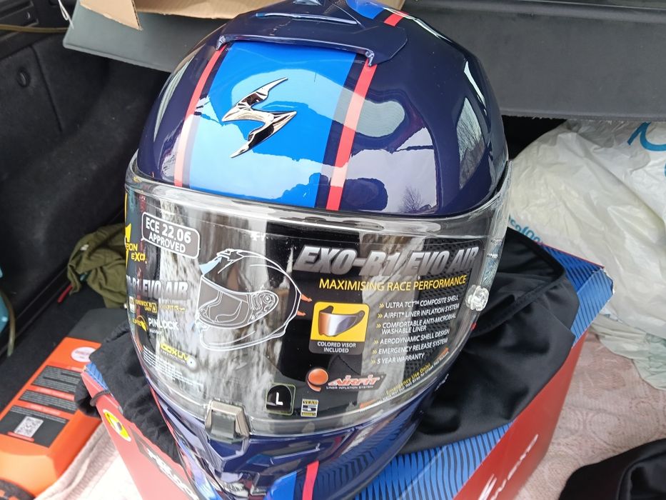 Casca Scorpion Exo  R1 Evo