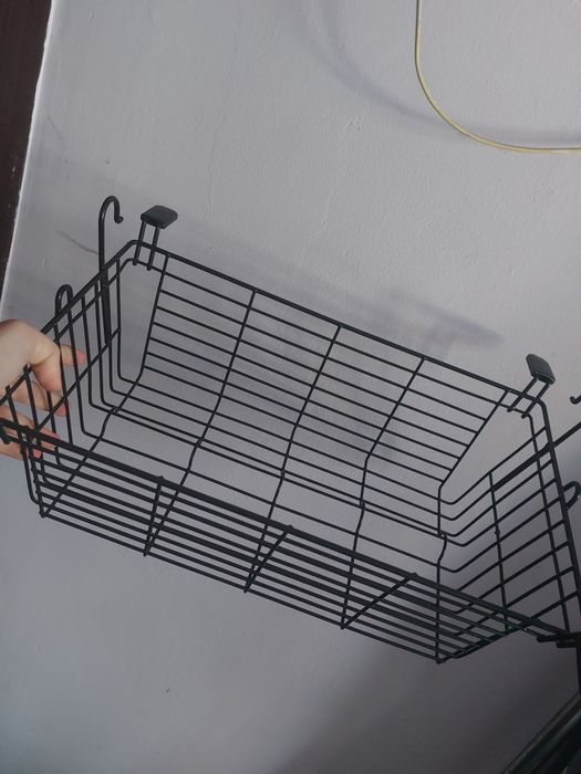 Rolator pe 4 roti pentru persoanele cu handicap