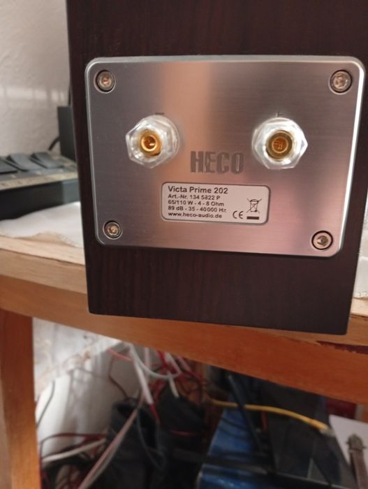 Heco victa prime 202