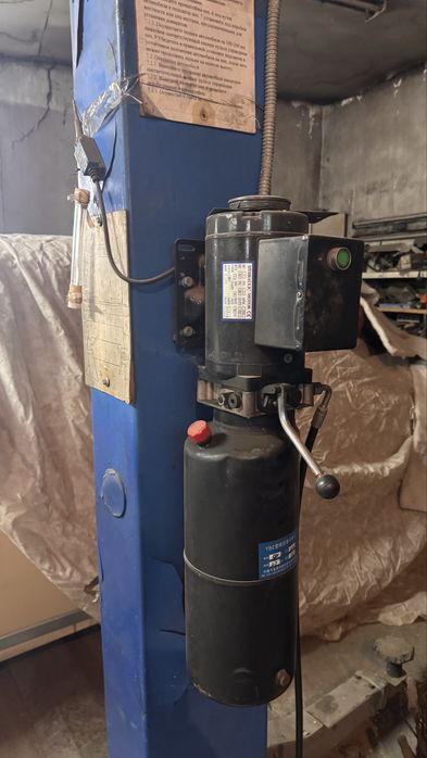 Подъемник для сто