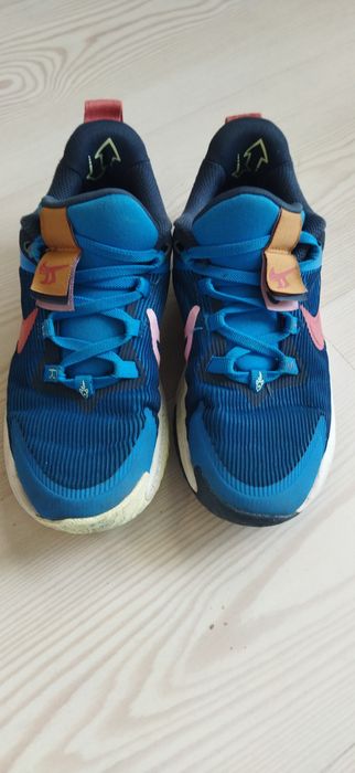 Детски маратонки Nike VQ2 номер 32