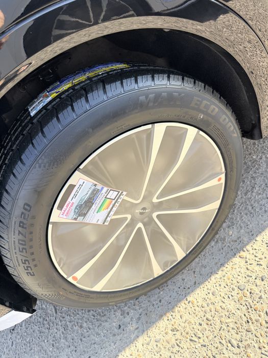 Jetaur x70+ luxury