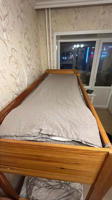 Двухъярусная кровать