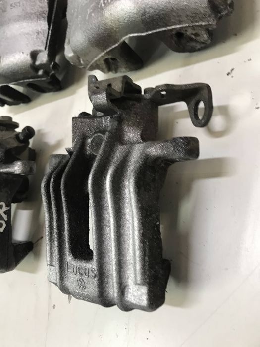 Etrier stânga dreapta fata spate 1.4 TSI Seat Ibiza 6J Polo 6R Golf 6