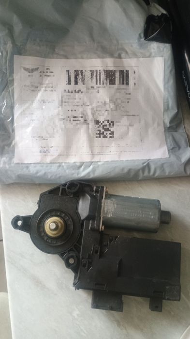 Motor Macara Peugeot 307 (fata stanga)