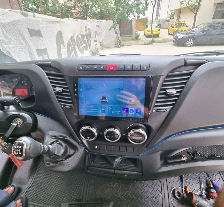 Navigatie Android Iveco Daily Waze YouTube GPS BT USB