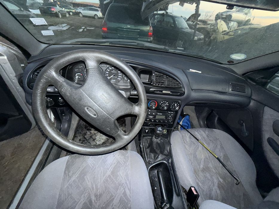 Форд мондео 1.6 90 кс 1996г на части