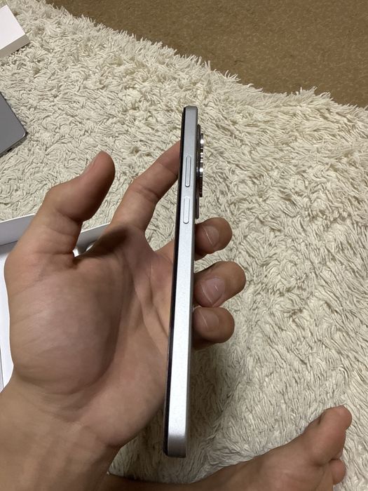 Продам телефон Honor x8d