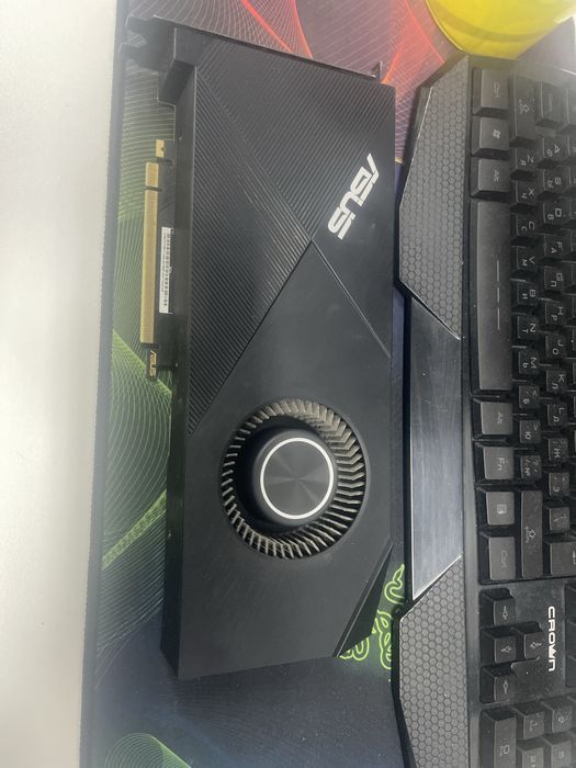 Срочно продам видеокарту 2080ti