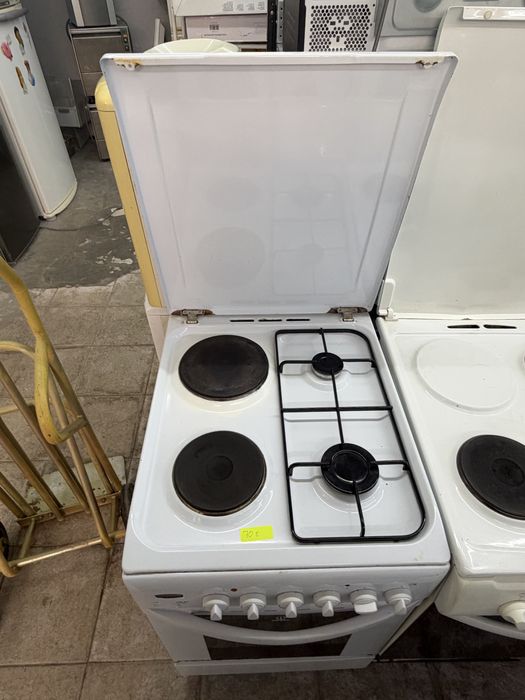 Готварска комбинирана печка indesit