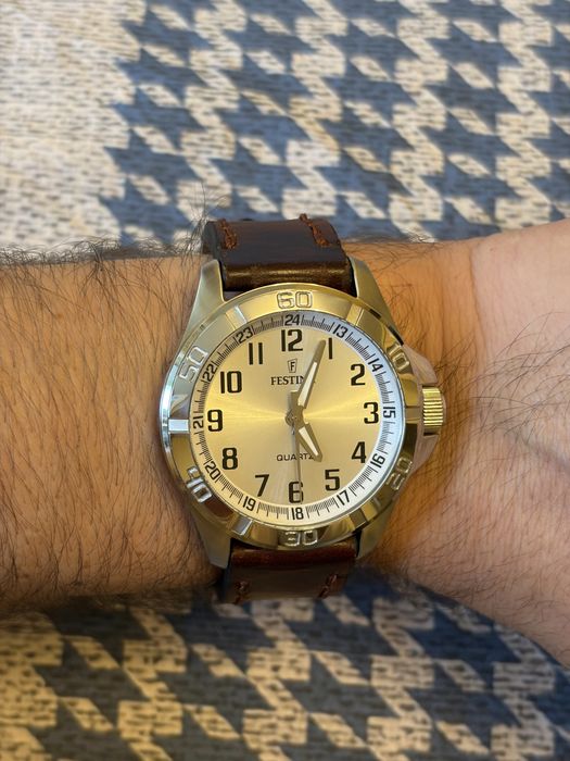 Ceas Festina curea piele