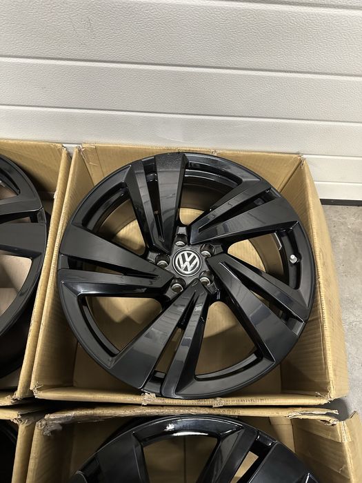 Jante 20 ORIGINALE VW Touareg III CR R-Line Nevada Black Q7