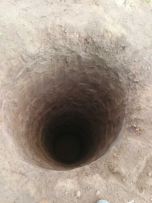 Копаене септични ями - Сглобяване на мебели - Рязане на дървета