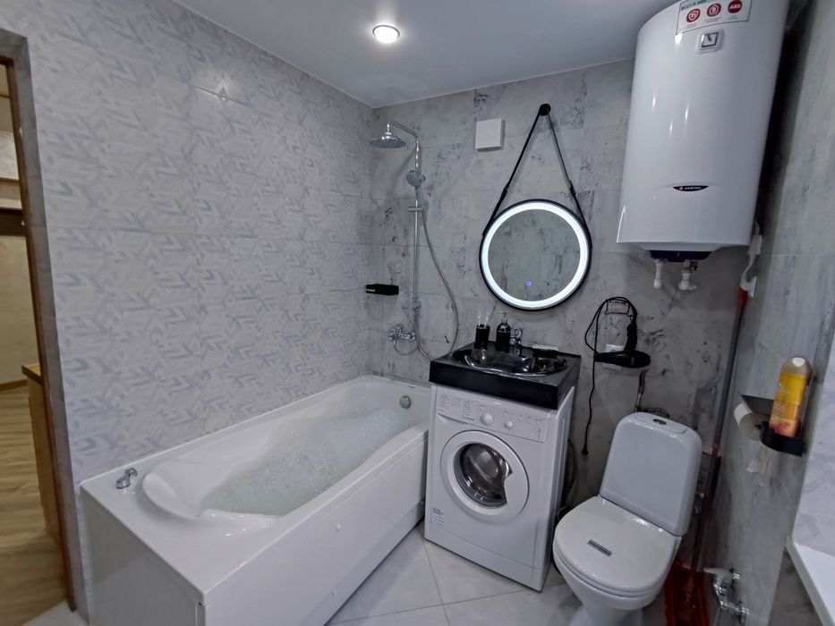 Тёплая квартира класса *VIP* в центре