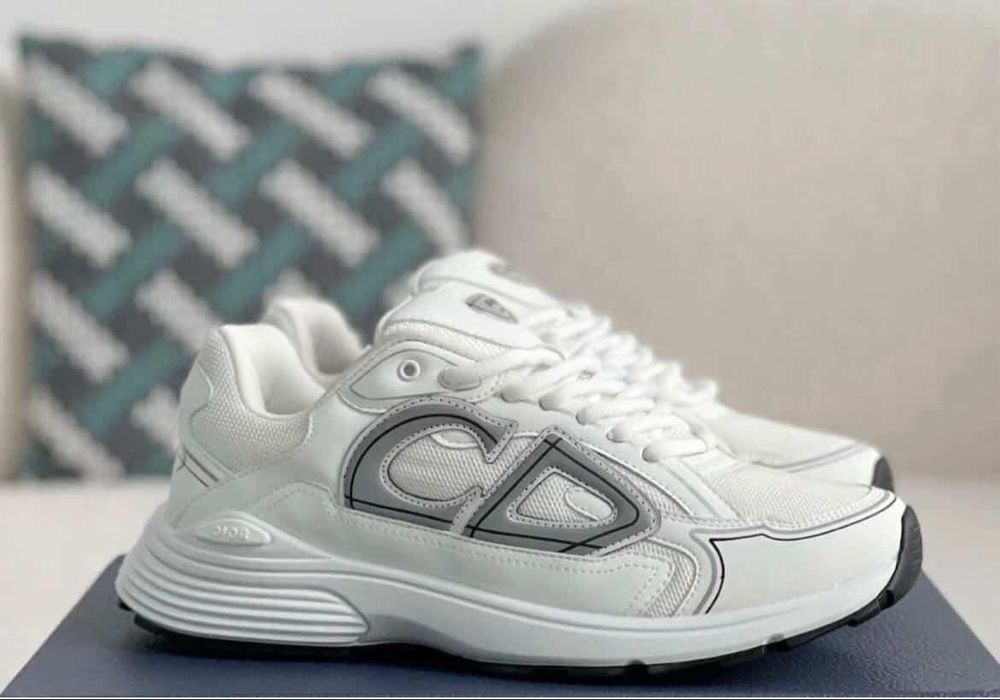 Dior b30.                    .