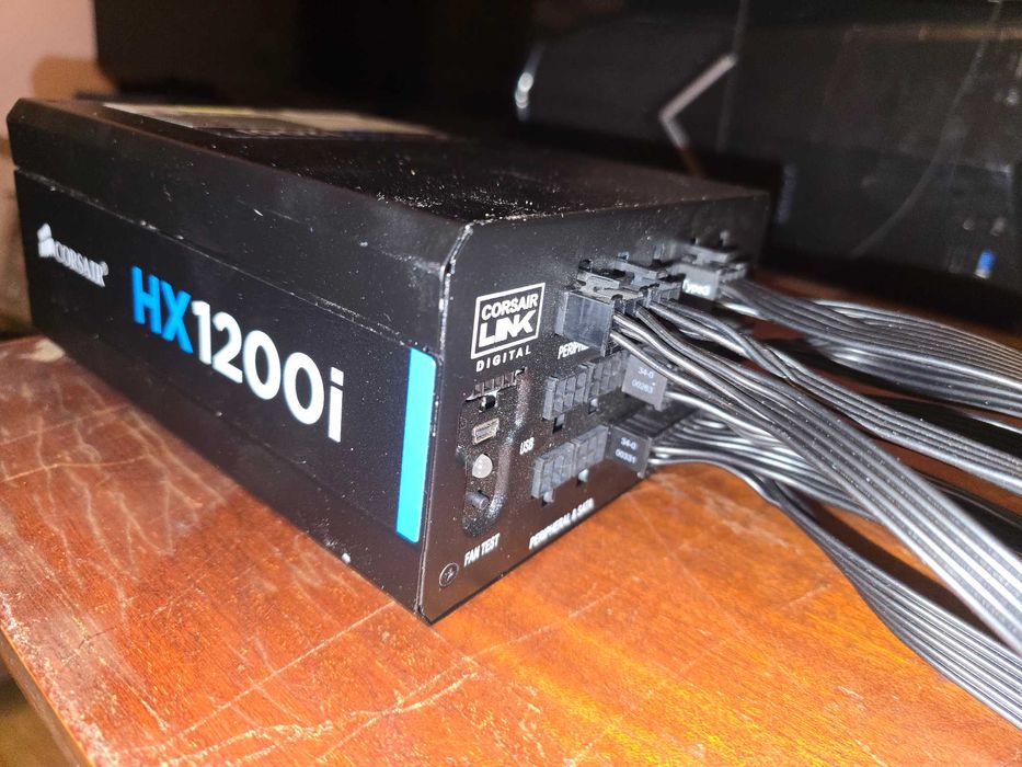 [Rezervat] - Sursa modulara 1200w Corsair HX1200i, 80+ Platinum