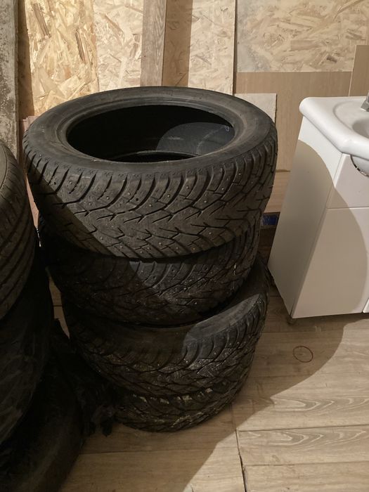 продам зимние шины