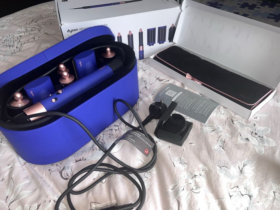 Dyson Фен и Стайлер Дайсон оригинал 8 насадок бесплатная доставка