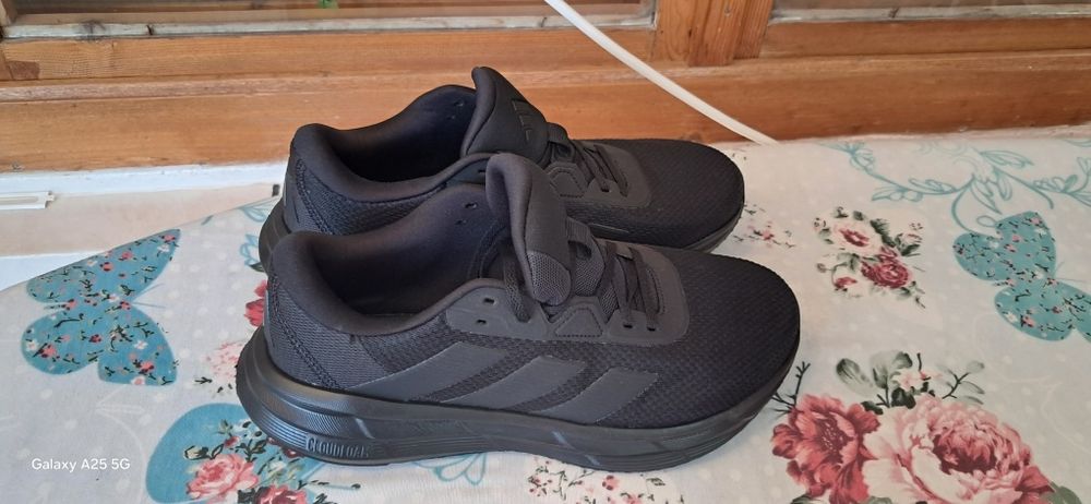 Adidasi adadas cloudfoam noi barbati