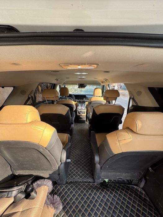 Avtomobil/ yengil minven kia carnival sotiladi!