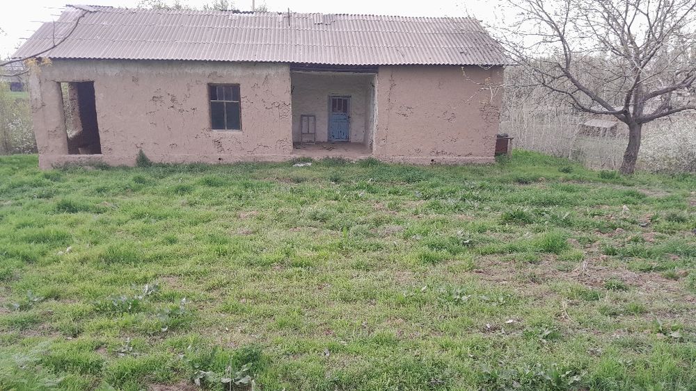 Курилиши тугалланмаган уй жой.