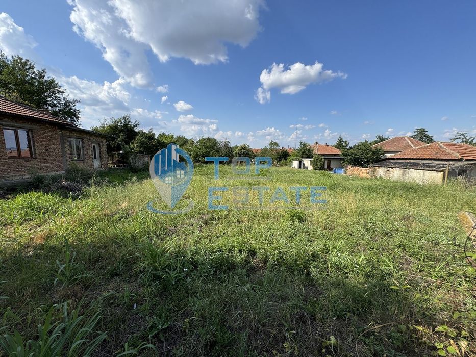 Урегулиран парцел в село Поликраище, област Велико Търново