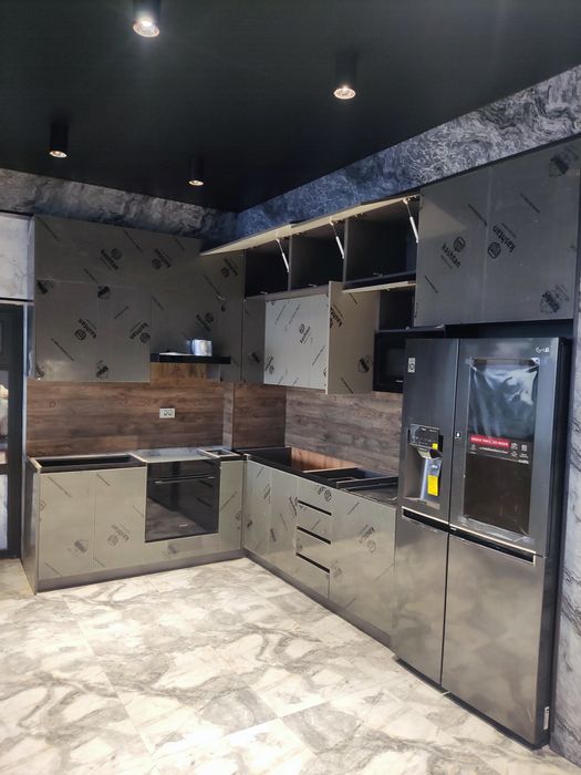 Кухни  на  заказ