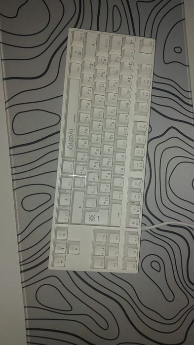Продается клавиатура