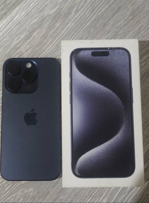 Iphone 15 pro Blue