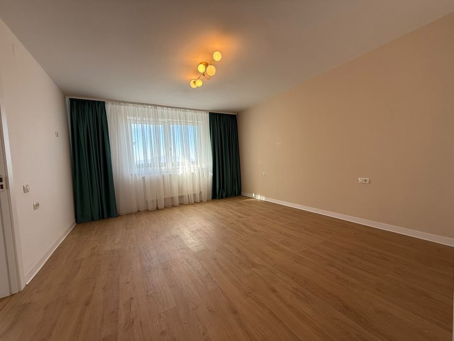 Apartament 2 camere 62 mp cu gradina