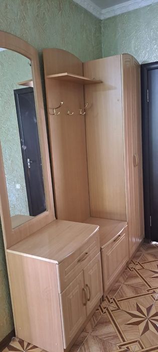 Продам прихожку и горку