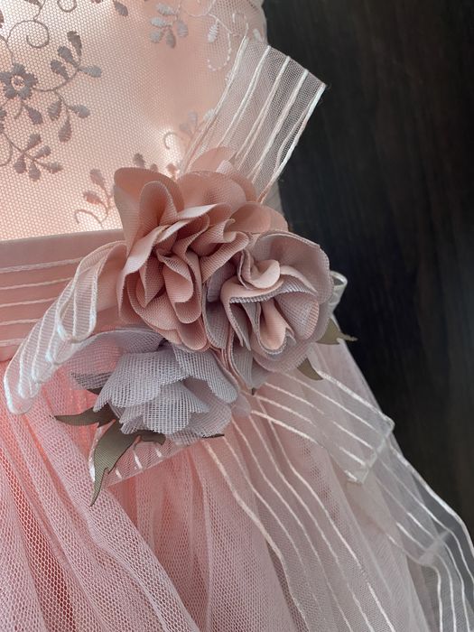 Вечернее платье