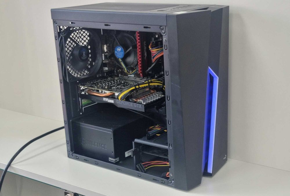 Unitate PC Gaming [Amanet Club Caro ]